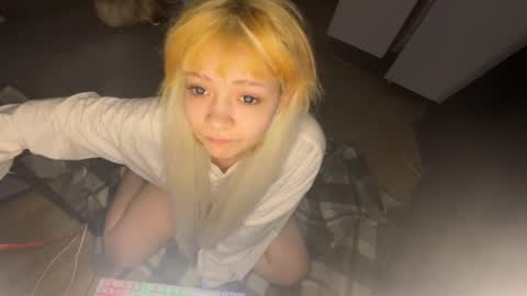 nikoli_naw online show from April 13, 7:51 pm