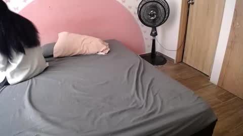 nila online show from February 22, 1:03 pm