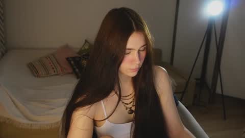 Jennet online show from July 14, 7:30 pm