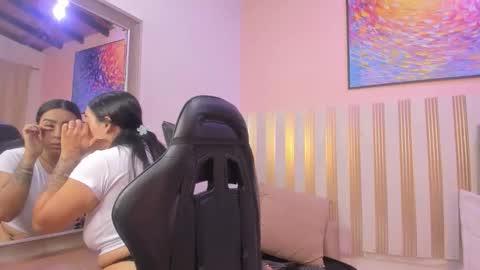 nina_glow_ online show from March 14, 11:36 am