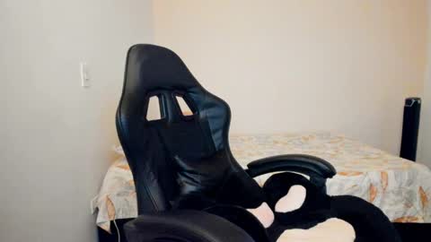  Nina  online show from April 2, 10:38 pm