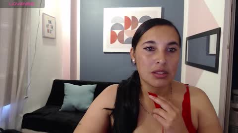 Ninna Vibree online show from December 1, 1:20 pm