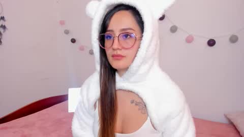 Nina online show from October 30, 11:55 am