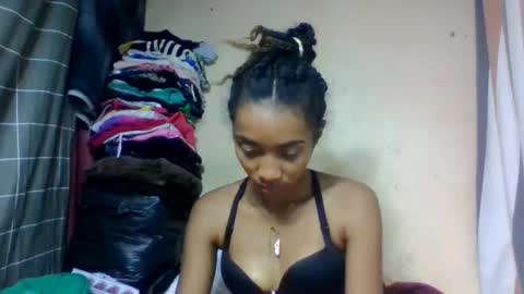 ninaeaa online show from June 2, 6:21 pm