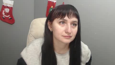 ninaflawlees online show from January 8, 1:06 pm