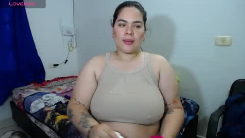 NinaFuentes online show from July 24, 9:45 pm