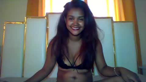 ninah_rise online show from February 21, 6:05 am