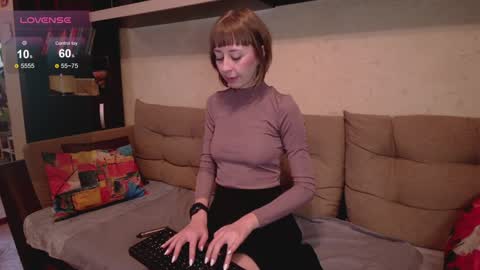 NinaNovalicious online show from January 13, 8:47 am