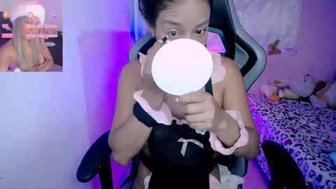 ninatinydoll1 online show from September 16, 6:05 am