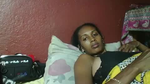 ninie246746 online show from February 13, 8:45 pm