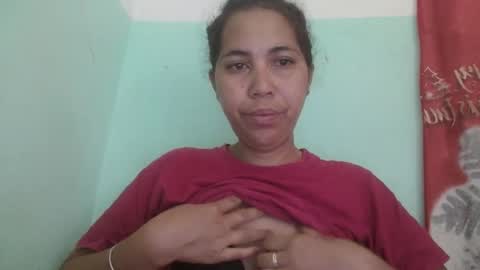 Snapshot of nirisouh chatting on March 9, 4:16 am nirisouh online show from March 9, 4:16 am