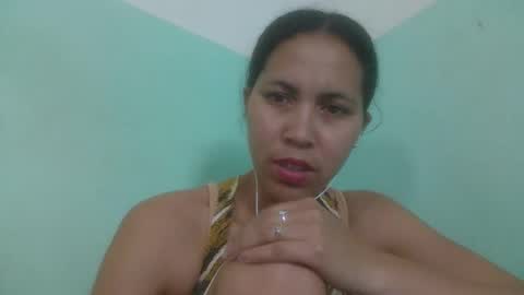 Snapshot of nirisouh chatting on October 12, 12:09 pm nirisouh online show from October 12, 12:09 pm