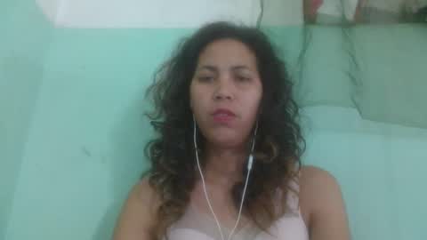 Snapshot of nirisouh chatting on October 5, 9:07 am nirisouh online show from October 5, 9:07 am
