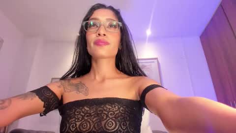 nix_rave1 online show from February 10, 9:29 pm