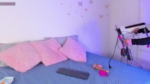 Nixie  online show from July 24, 2:47 pm