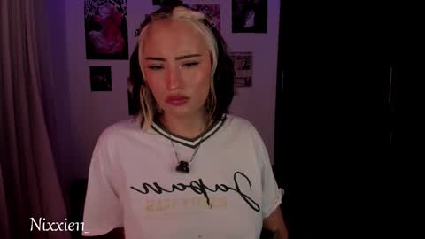 Nixxie  online show from March 7, 3:28 am