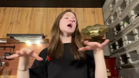 Tears Lora online show from April 2, 1:24 am