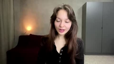 Nora online show from March 8, 8:35 pm