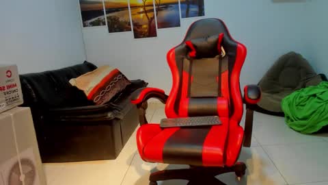 noah_flynn1 online show from September 30, 4:45 am