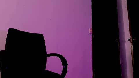 noah_jack1 online show from October 31, 11:27 pm