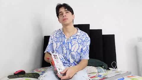 Noah online show from September 24, 9:21 pm