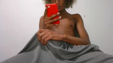 Snapshot of noah_miller7 chatting on September 28, 1:25 am Noah Millers online show from September 28, 1:25 am