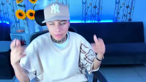 noah online show from February 22, 9:34 am