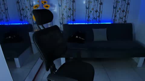 noah online show from February 18, 9:32 am