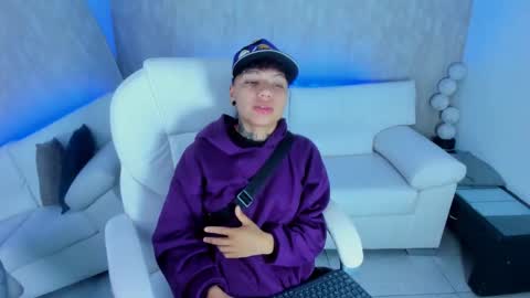 noah online show from February 7, 3:13 am