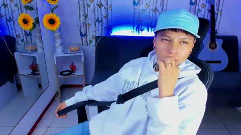 noah online show from March 4, 3:22 am