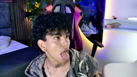 Noah online show from April 16, 1:55 pm