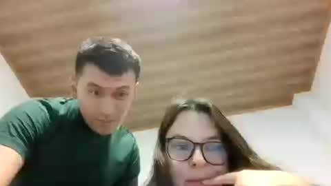 noah_y_lola online show from June 17, 12:26 am
