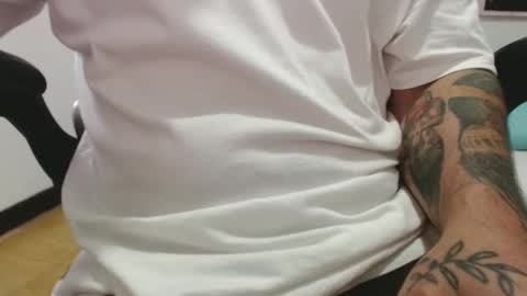 Noah B online show from November 17, 2:52 pm