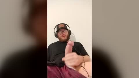 noahman12311998 online show from July 14, 7:19 pm