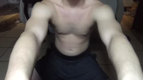 nobudget06 online show from February 8, 1:44 pm