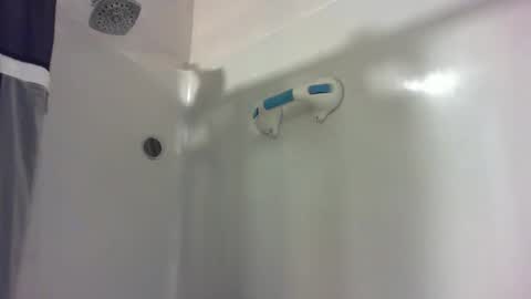 Snapshot of nodak808 chatting on October 17, 11:03 am Jonny Coxman online show from October 17, 11:03 am