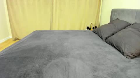 Snapshot of noelle_natty chatting on October 24, 10:10 pm Noelle Natty online show from October 24, 10:10 pm