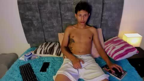 noir_prince online show from July 10, 7:35 am