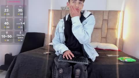 Sebas  online show from April 7, 3:30 am