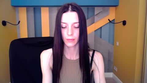 NoirDiva online show from April 23, 12:29 pm