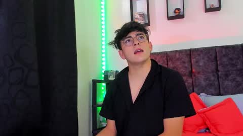 Nolan  online show from October 27, 6:52 pm