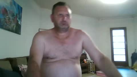 Nollie online show from February 26, 3:43 pm