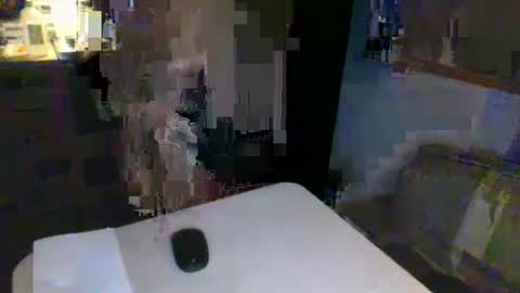 nomadfreedom online show from December 3, 11:40 am