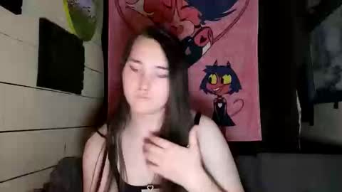 nonbinarybeauty20 online show from April 15, 7:44 am