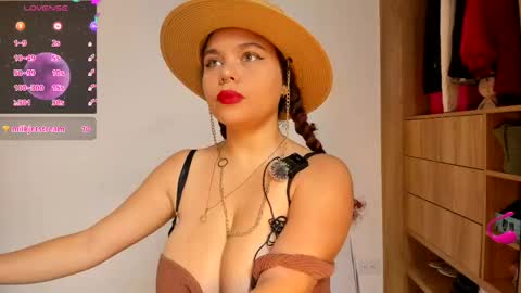 Soy Ash online show from May 12, 1:42 pm