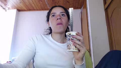 noreen_ online show from February 25, 5:16 pm