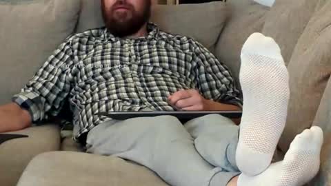 Norwegian Erik online show from October 30, 11:55 am