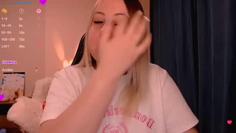 hi glad to chat online show from February 12, 8:34 pm