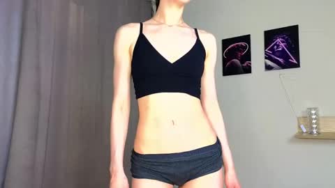 Hello My name is Helene NTMU  Finger up if u like what u see online show from May 7, 2:02 pm