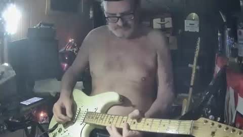 notflamingfart online show from April 21, 8:43 am